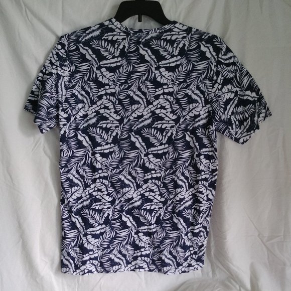 Free Planet Mens Hawaiin Print Pocket Tee, Size Lg - Picture 5 of 7